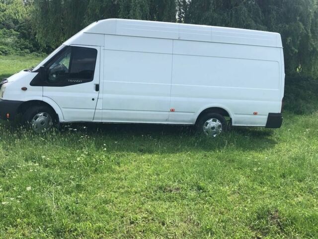 Форд Інша, об'ємом двигуна 2.2 л та пробігом 0 тис. км за 10500 $, фото 2 на Automoto.ua