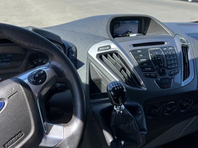 Форд Інша, об'ємом двигуна 0 л та пробігом 0 тис. км за 13100 $, фото 3 на Automoto.ua