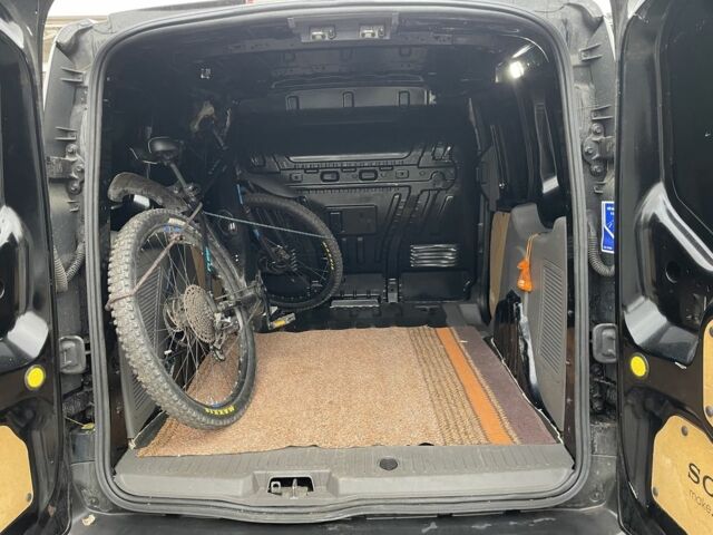 Форд Інша, об'ємом двигуна 0 л та пробігом 0 тис. км за 10500 $, фото 1 на Automoto.ua