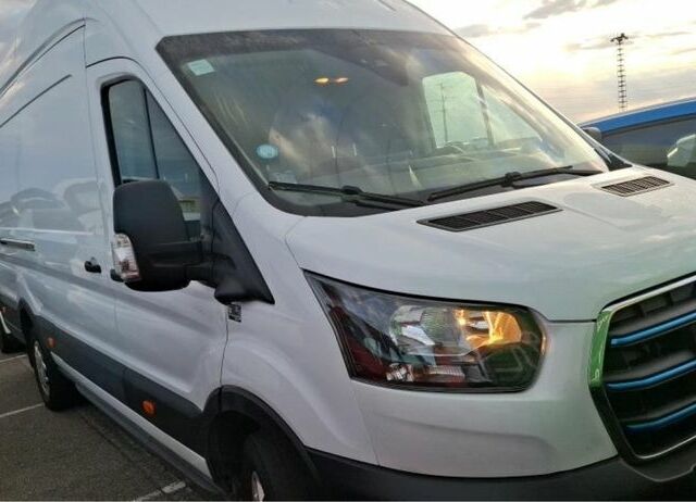 Форд Інша, об'ємом двигуна 0 л та пробігом 0 тис. км за 29014 $, фото 3 на Automoto.ua