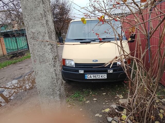 Форд Інша, об'ємом двигуна 0 л та пробігом 0 тис. км за 1800 $, фото 1 на Automoto.ua