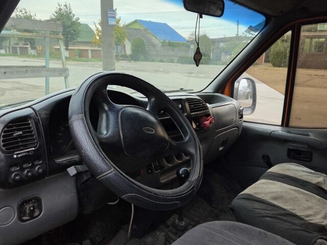 Форд Другая, объемом двигателя 0 л и пробегом 0 тыс. км за 1800 $, фото 6 на Automoto.ua