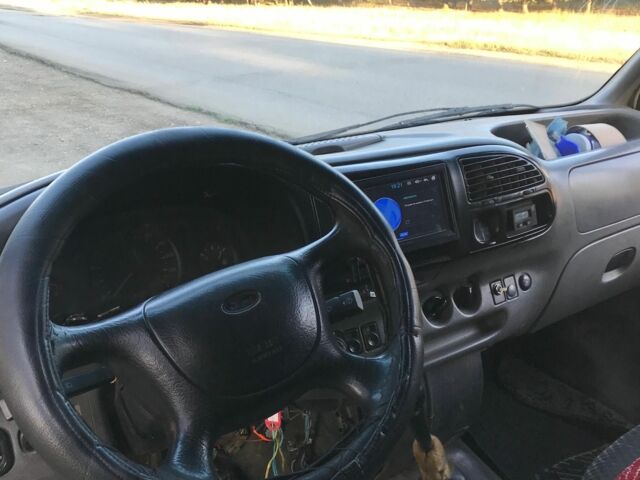 Форд Інша, об'ємом двигуна 0 л та пробігом 0 тис. км за 2800 $, фото 5 на Automoto.ua