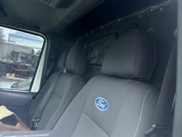 Форд Другая, объемом двигателя 0 л и пробегом 0 тыс. км за 2200 $, фото 6 на Automoto.ua