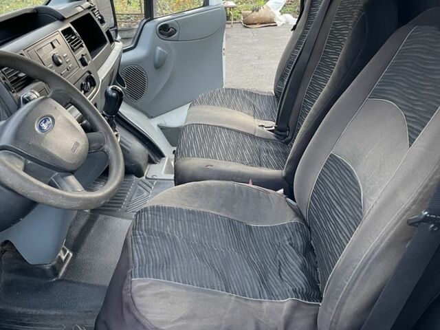 Форд Другая, объемом двигателя 0 л и пробегом 0 тыс. км за 5000 $, фото 8 на Automoto.ua