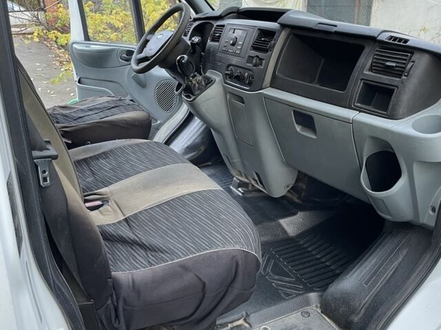 Форд Другая, объемом двигателя 0 л и пробегом 0 тыс. км за 5000 $, фото 9 на Automoto.ua