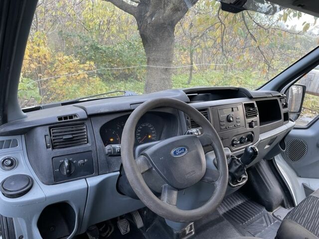 Форд Другая, объемом двигателя 0 л и пробегом 0 тыс. км за 5000 $, фото 7 на Automoto.ua