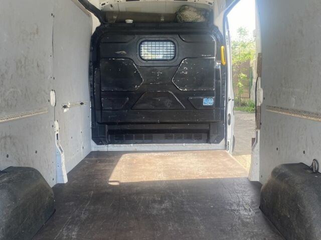 Форд Інша, об'ємом двигуна 0 л та пробігом 0 тис. км за 12000 $, фото 4 на Automoto.ua