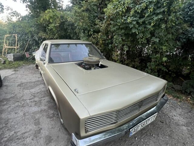 Жовтий Форд Інша, об'ємом двигуна 2 л та пробігом 1000 тис. км за 20000 $, фото 3 на Automoto.ua