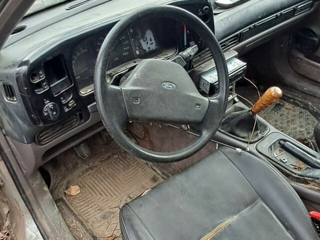 Серый Форд Другая, объемом двигателя 1.8 л и пробегом 1 тыс. км за 350 $, фото 6 на Automoto.ua