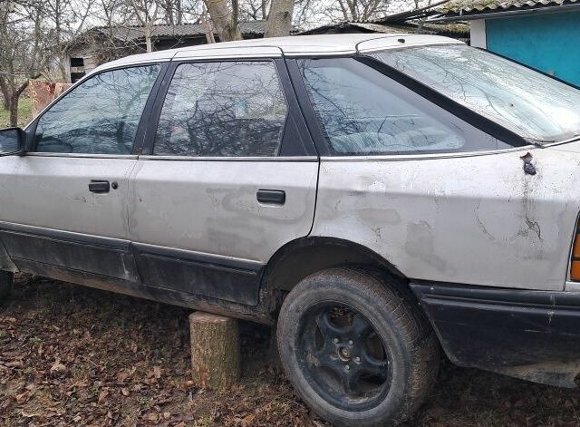 Серый Форд Другая, объемом двигателя 1.8 л и пробегом 1 тыс. км за 350 $, фото 3 на Automoto.ua