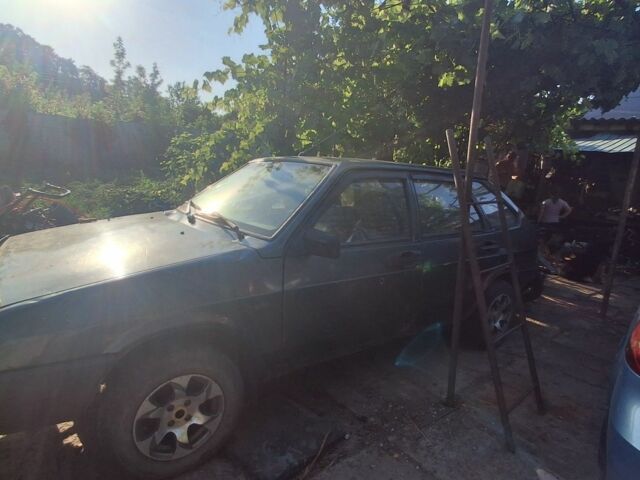 Серый Форд Другая, объемом двигателя 1.5 л и пробегом 50 тыс. км за 835 $, фото 1 на Automoto.ua