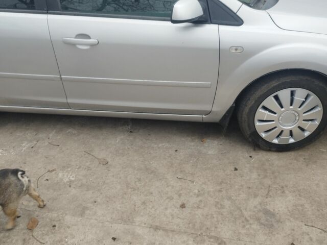 Серый Форд Другая, объемом двигателя 1.6 л и пробегом 178 тыс. км за 5300 $, фото 1 на Automoto.ua