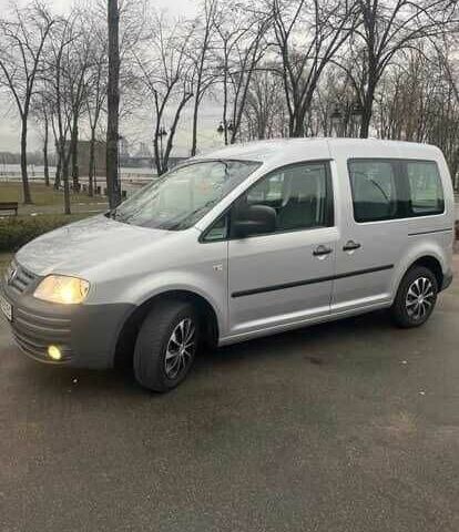 Сірий Форд Інша, об'ємом двигуна 1.9 л та пробігом 4 тис. км за 6300 $, фото 8 на Automoto.ua