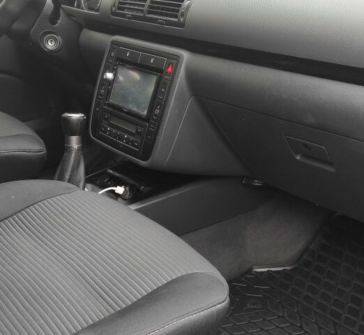 Серый Форд Другая, объемом двигателя 2 л и пробегом 262 тыс. км за 6900 $, фото 4 на Automoto.ua