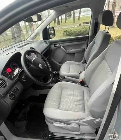 Сірий Форд Інша, об'ємом двигуна 1.9 л та пробігом 4 тис. км за 6300 $, фото 6 на Automoto.ua