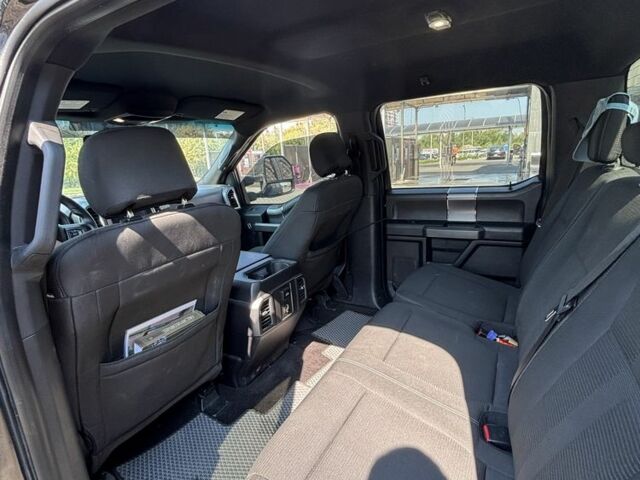 Сірий Форд Інша, об'ємом двигуна 5 л та пробігом 55 тис. км за 26000 $, фото 2 на Automoto.ua