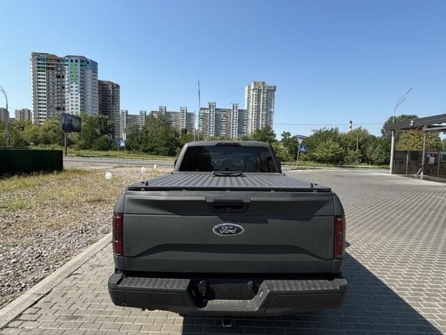 Сірий Форд Інша, об'ємом двигуна 5 л та пробігом 55 тис. км за 26000 $, фото 10 на Automoto.ua