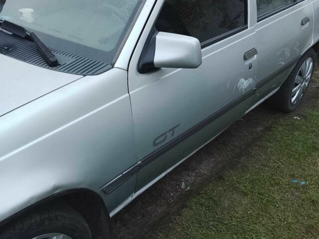 Сірий Форд Інша, об'ємом двигуна 1.8 л та пробігом 1 тис. км за 700 $, фото 2 на Automoto.ua