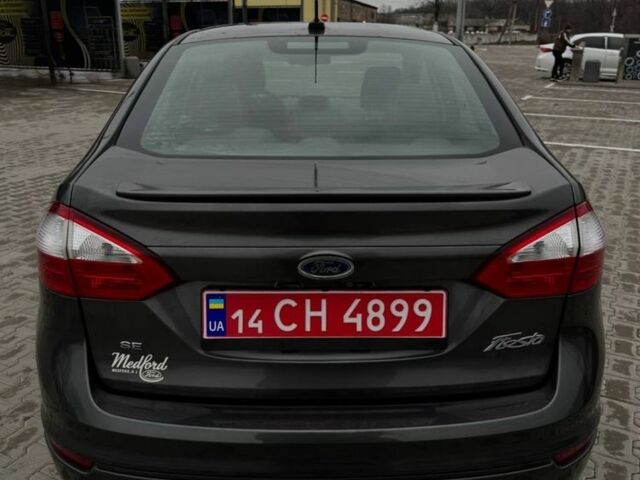 Серый Форд Другая, объемом двигателя 1.6 л и пробегом 160 тыс. км за 8500 $, фото 3 на Automoto.ua