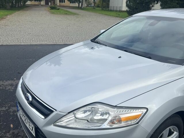 Сірий Форд Інша, об'ємом двигуна 1.6 л та пробігом 198 тис. км за 7500 $, фото 15 на Automoto.ua