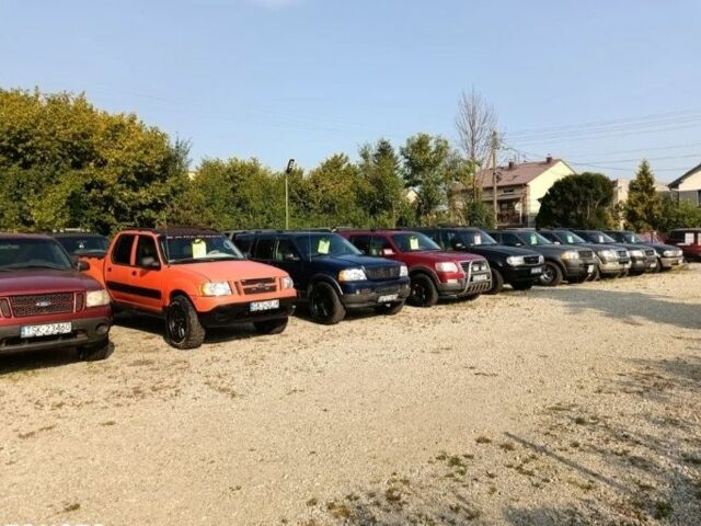 Серый Форд Другая, объемом двигателя 0 л и пробегом 234 тыс. км за 3150 $, фото 6 на Automoto.ua