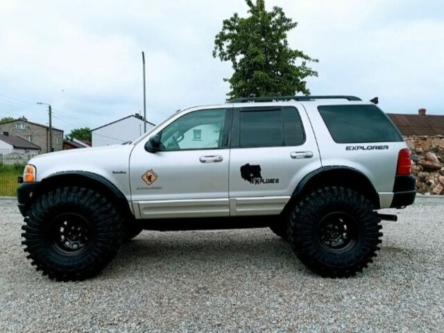 Серый Форд Другая, объемом двигателя 0 л и пробегом 234 тыс. км за 3150 $, фото 2 на Automoto.ua