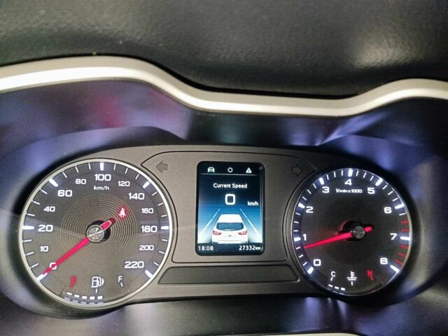 Сірий Форд Інша, об'ємом двигуна 1.6 л та пробігом 28 тис. км за 16667 $, фото 3 на Automoto.ua