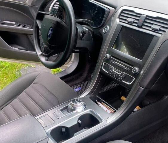 Серый Форд Другая, объемом двигателя 2.5 л и пробегом 180 тыс. км за 12000 $, фото 3 на Automoto.ua