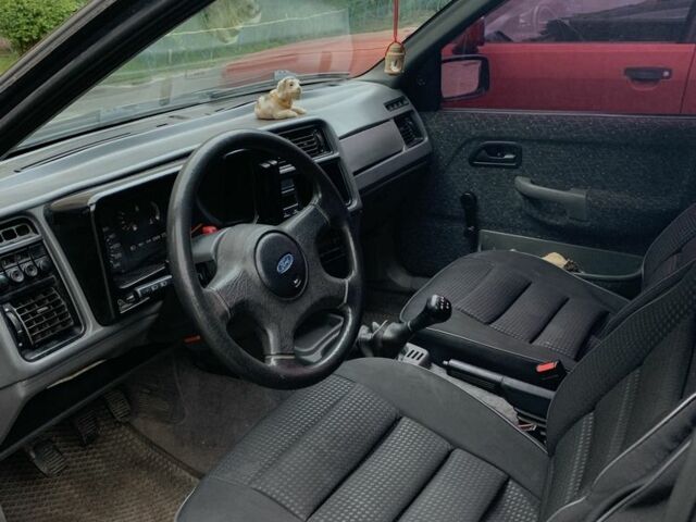 Синій Форд Інша, об'ємом двигуна 2 л та пробігом 200 тис. км за 1300 $, фото 3 на Automoto.ua