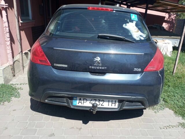 Синій Форд Інша, об'ємом двигуна 1.6 л та пробігом 200 тис. км за 4000 $, фото 3 на Automoto.ua