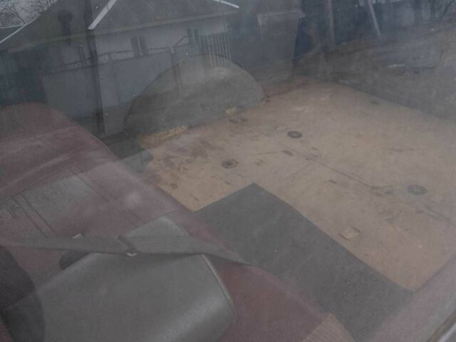 Синій Форд Інша, об'ємом двигуна 2.5 л та пробігом 750 тис. км за 1064 $, фото 3 на Automoto.ua