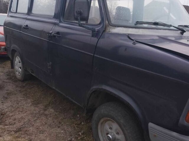 Синій Форд Інша, об'ємом двигуна 2.5 л та пробігом 750 тис. км за 1064 $, фото 1 на Automoto.ua