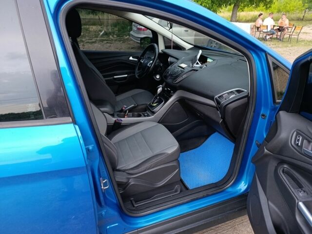 Синий Форд Другая, объемом двигателя 2 л и пробегом 195 тыс. км за 9500 $, фото 2 на Automoto.ua