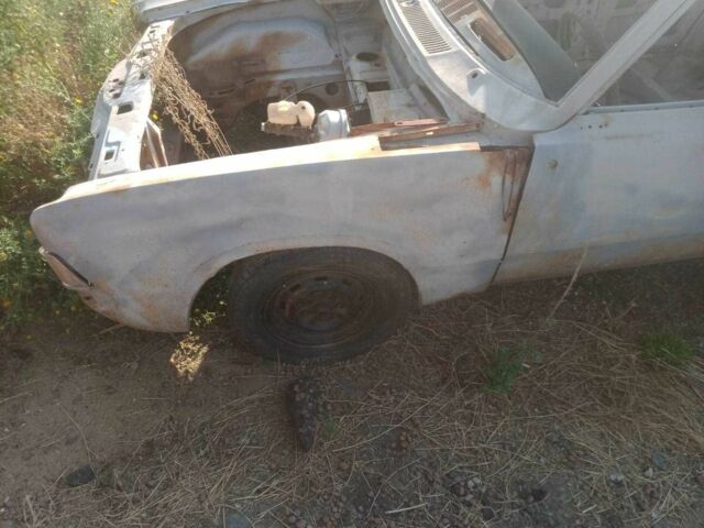 Синій Форд Інша, об'ємом двигуна 1.5 л та пробігом 1000 тис. км за 1700 $, фото 9 на Automoto.ua