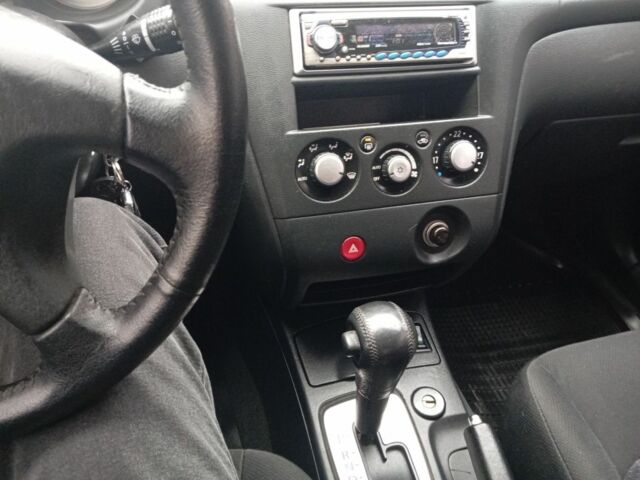 Синий Форд Другая, объемом двигателя 2.4 л и пробегом 175 тыс. км за 6600 $, фото 12 на Automoto.ua