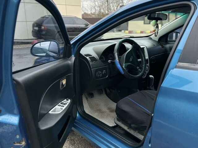 Синій Форд Інша, об'ємом двигуна 1.5 л та пробігом 131 тис. км за 3100 $, фото 5 на Automoto.ua