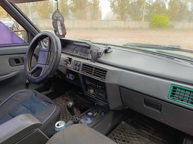 Форд Другая 2006 в Запорожье на Automoto.ua Зеленый Форд Другая, объемом двигателя 0 л и пробегом 135 тыс. км за 831 $, фото 2 на Automoto.ua