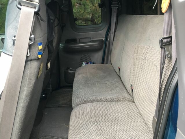 Зелений Форд Інша, об'ємом двигуна 5.4 л та пробігом 270 тис. км за 8277 $, фото 6 на Automoto.ua