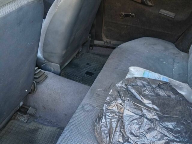 Зеленый Форд Другая, объемом двигателя 1.4 л и пробегом 300 тыс. км за 300 $, фото 2 на Automoto.ua