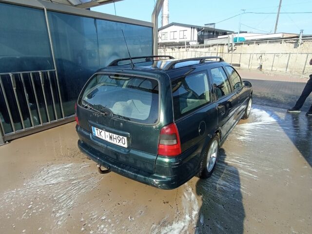 Зелений Форд Інша, об'ємом двигуна 0 л та пробігом 350 тис. км за 1300 $, фото 3 на Automoto.ua