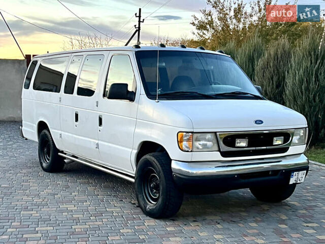 Білий Форд E-350, об'ємом двигуна 5.4 л та пробігом 10 тис. км за 14000 $, фото 1 на Automoto.ua