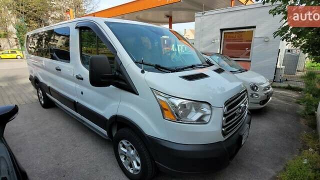 Білий Форд E-350, об'ємом двигуна 3.7 л та пробігом 87 тис. км за 29500 $, фото 4 на Automoto.ua