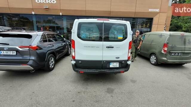 Білий Форд E-350, об'ємом двигуна 3.7 л та пробігом 87 тис. км за 29500 $, фото 7 на Automoto.ua