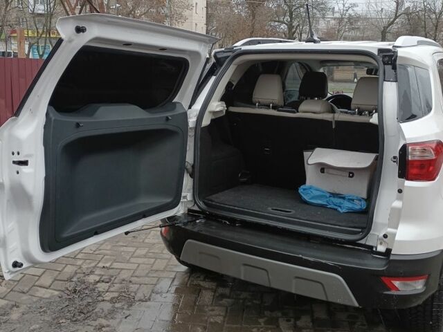 Білий Форд Екоспорт, об'ємом двигуна 2 л та пробігом 108 тис. км за 11300 $, фото 3 на Automoto.ua