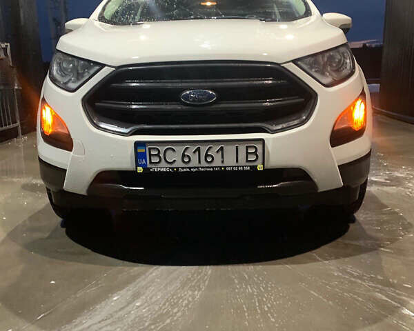 Белый Форд Экоспорт, объемом двигателя 2 л и пробегом 111 тыс. км за 13500 $, фото 1 на Automoto.ua