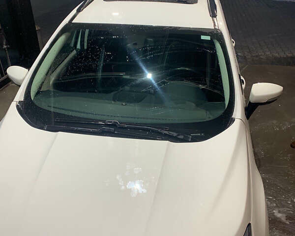 Белый Форд Экоспорт, объемом двигателя 2 л и пробегом 111 тыс. км за 13500 $, фото 3 на Automoto.ua