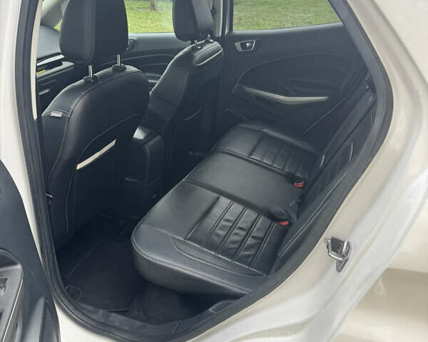 Білий Форд Екоспорт, об'ємом двигуна 2 л та пробігом 35 тис. км за 15200 $, фото 9 на Automoto.ua