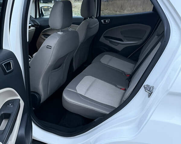 Білий Форд Екоспорт, об'ємом двигуна 1 л та пробігом 145 тис. км за 10500 $, фото 9 на Automoto.ua