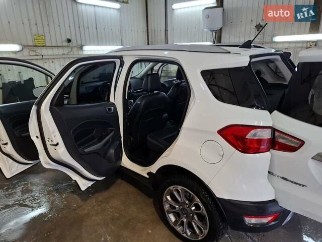 Белый Форд Экоспорт, объемом двигателя 2 л и пробегом 55 тыс. км за 10450 $, фото 2 на Automoto.ua